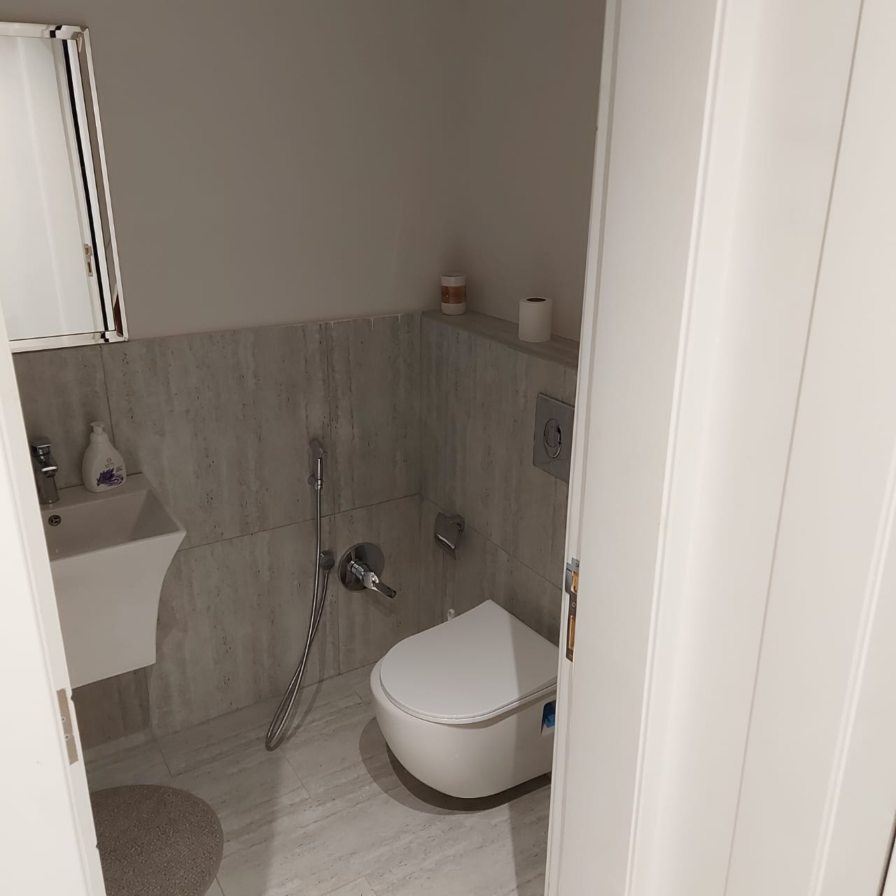 Fully furnished appartment for sale in Dar Bayt project in Malqa District 